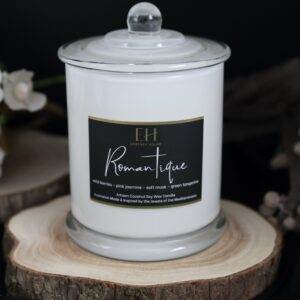 Essenza White Romantique candle